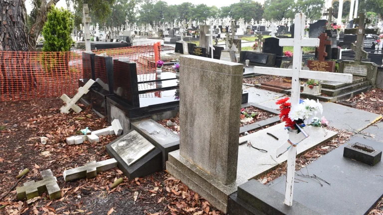 Russian and Serbian gravestones smashed and damaged at Rookwood Cemetery in 2014 (courtesy: ABC Tom Gibson)